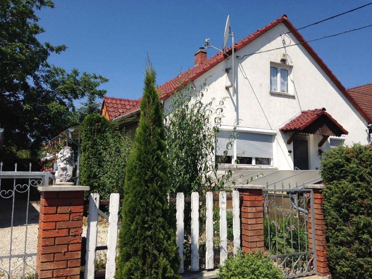 Apartment Balatonbereny 8 Luaran gambar